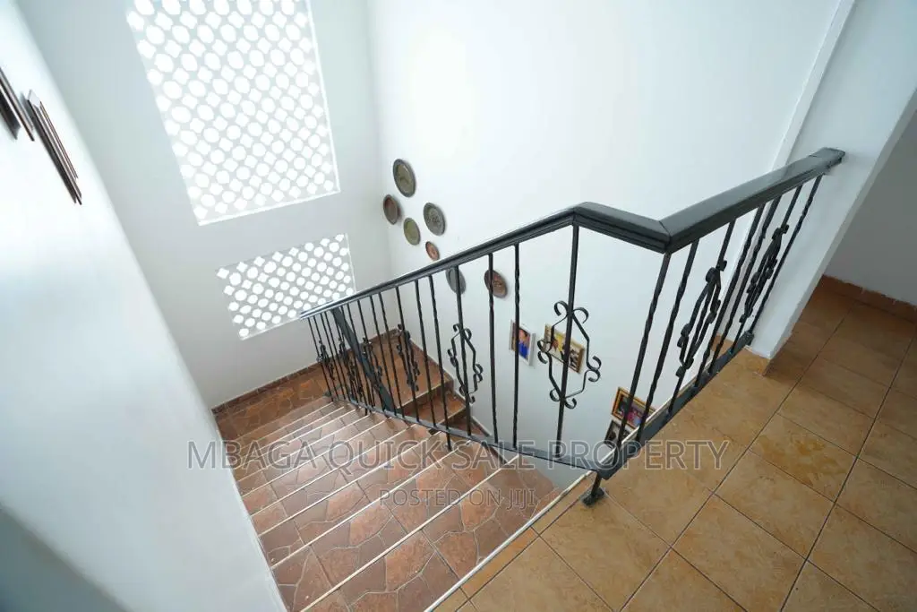 Furnished 5bdrm House in Mikocheni Warioba for rent in Mikocheni