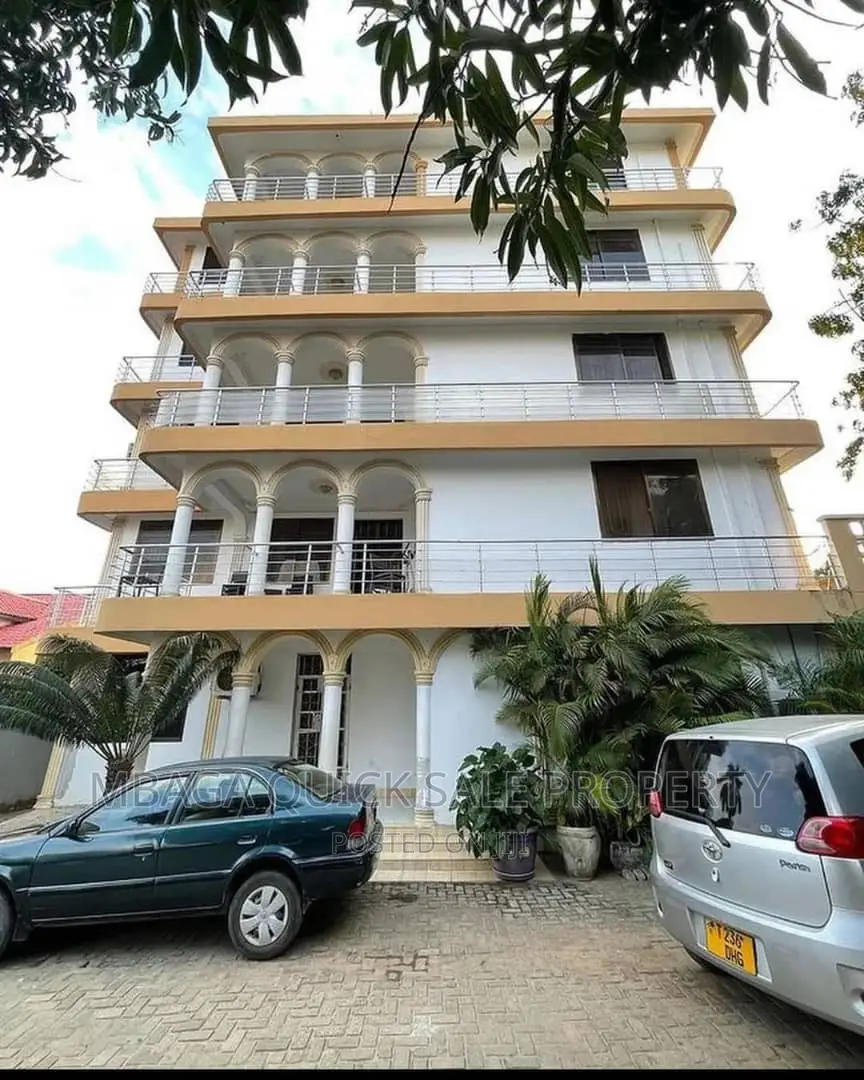 4bdrm Apartment in Mbezi Beach Tank for rent in Mbezi Beach