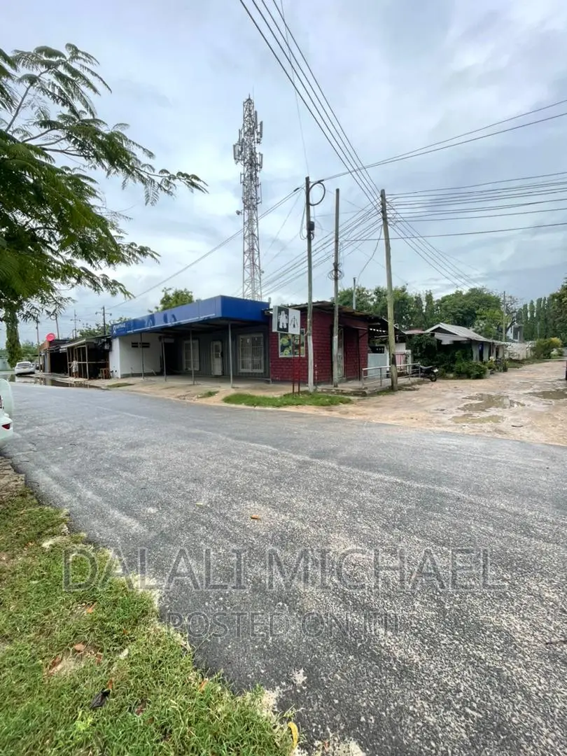 Corner Plot for Sale Masaki  in Masaki