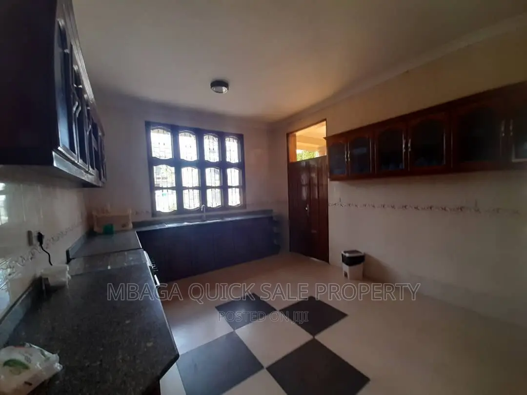 5bdrm House in Mbweni  Jkt for rent in Mbweni
