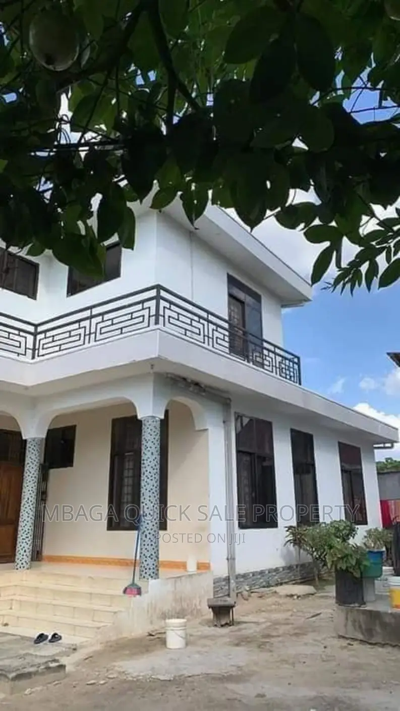 5bdrm House in Mbaga Estate, Goba for sale in Goba