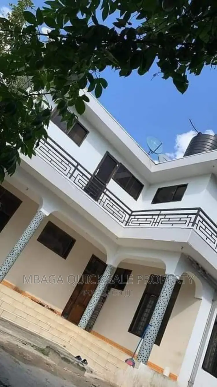 5bdrm House in Mbaga Estate, Goba for sale in Goba