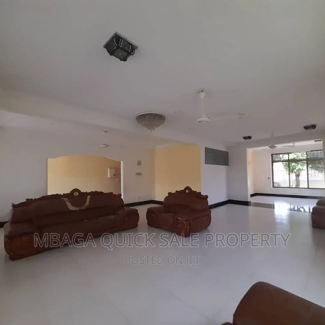 5bdrm House in Mbezi Beach  Makonde for rent in Mbezi Beach