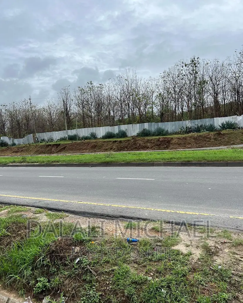 Land for Sale Mbezibeach in Mbezi