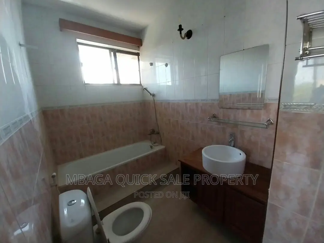 3bdrm Apartment in Masaki for rent in Masaki