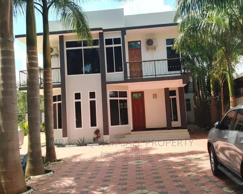 4bdrm House in Mbaga Estate, Bunju for sale in Bunju