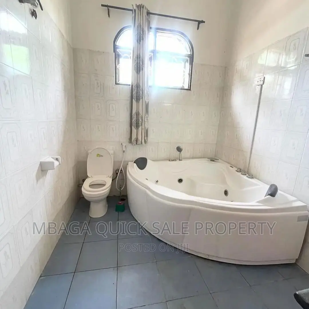 4bdrm House in Salasala, Kunduchi for rent in Kunduchi