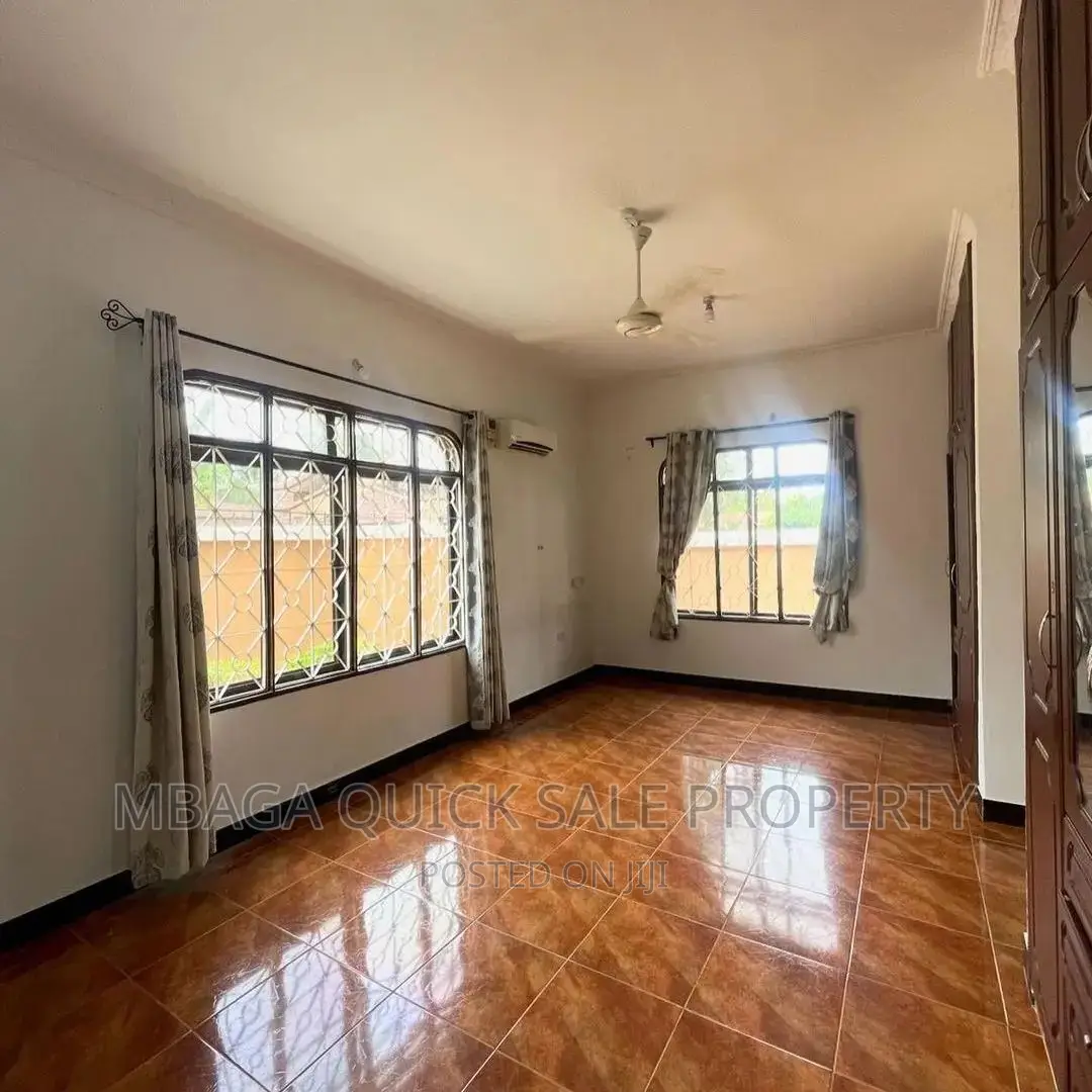 4bdrm House in Salasala, Kunduchi for rent in Kunduchi