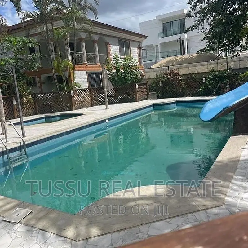 4bdrm Duplex in Msasani Penisula, Kinondoni for sale in Kinondoni