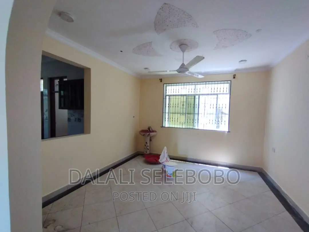 3bdrm Condo in Kimara Bucha for rent in Kimara