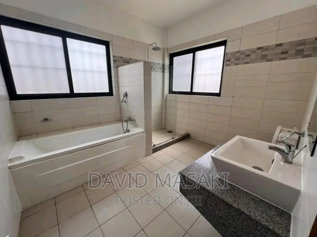 Furnished 3bdrm Townhouse / Terrace in Msasani Townhouses for rent in Msasani