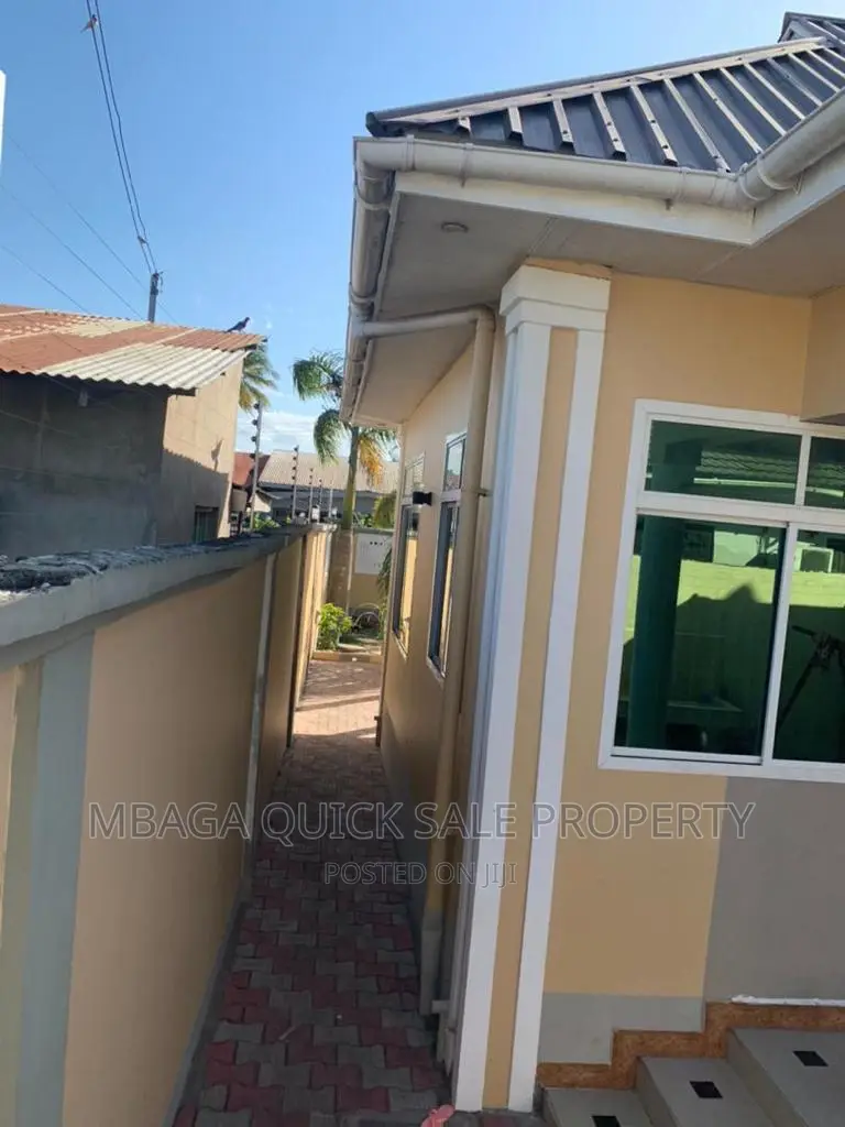 5bdrm Bungalow in Temeke Abiola, Azimio for rent in Azimio
