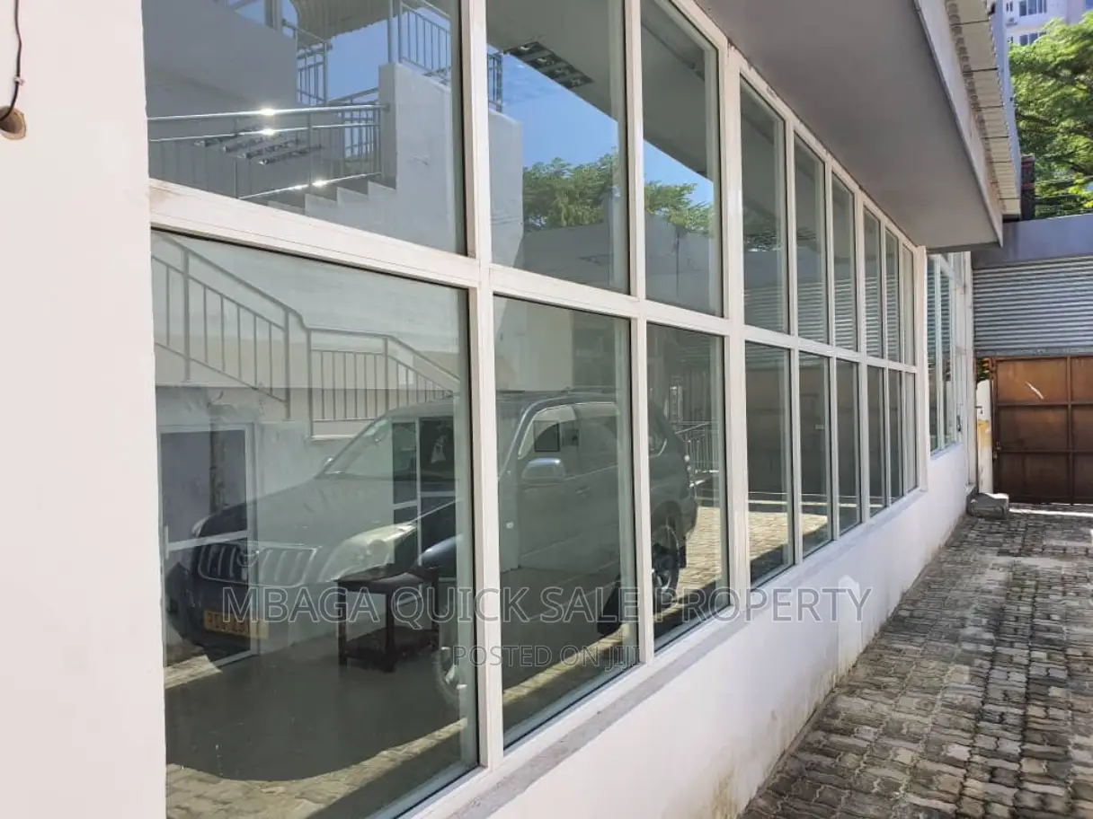 5bdrm House in Up A Game Near, Upanga West for rent in Upanga West