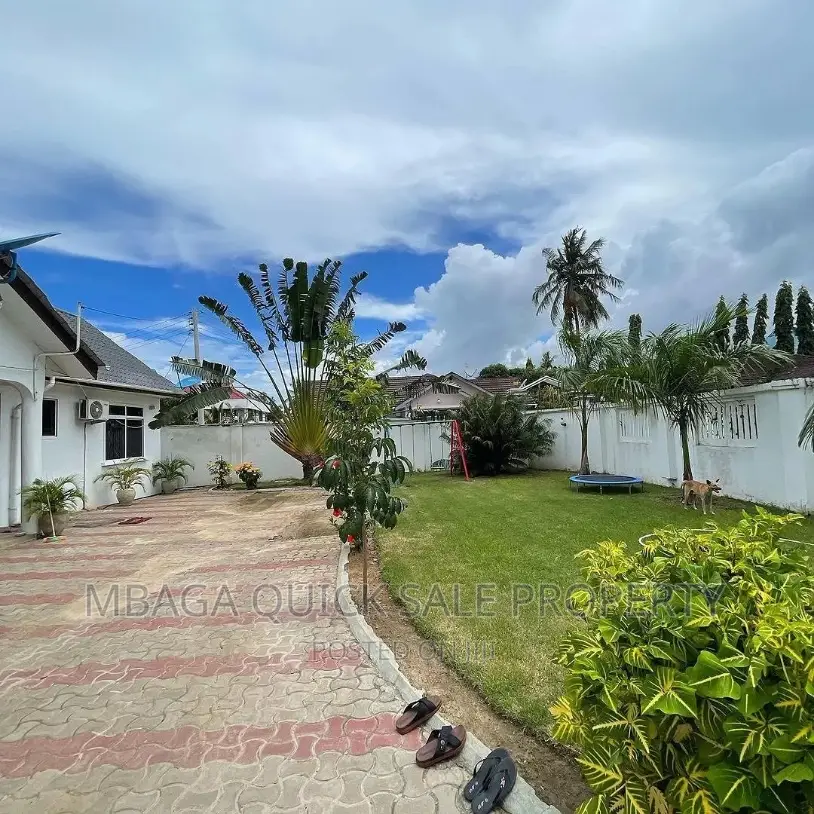 2bdrm Bungalow in Mbezi Beach  Jk for rent in Mbezi Beach