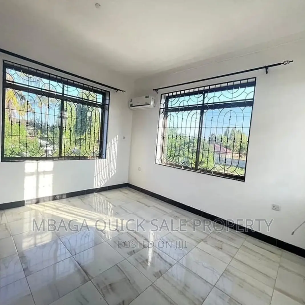 5bdrm House in Mbezi Beach  Efm for rent in Mbezi Beach
