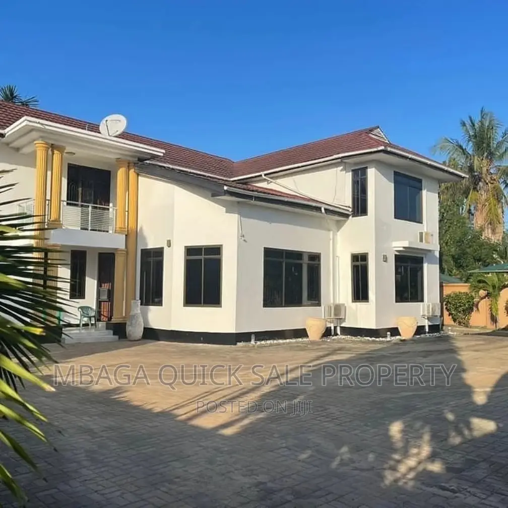 5bdrm House in Mbezi Beach  Efm for rent in Mbezi Beach
