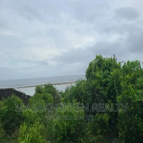 Beach Plot for Sale at Mbuyu Mtende, Zanzibar in Unguja North
