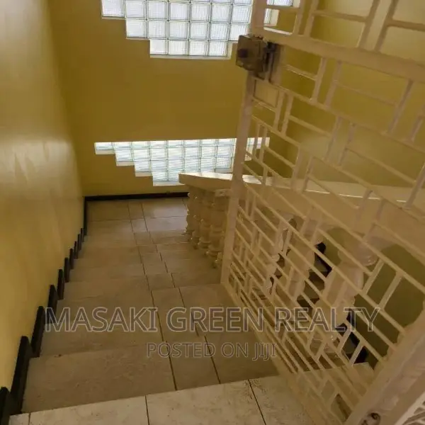 4bdrm House in Msasani for sale in Msasani