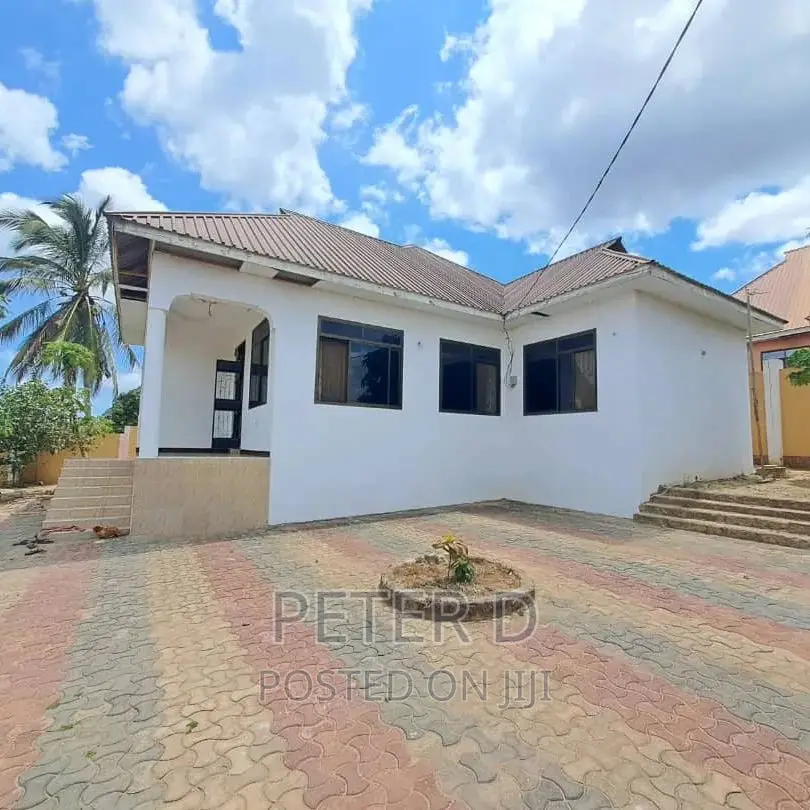 3bdrm House in Mbezi for sale in Mbezi