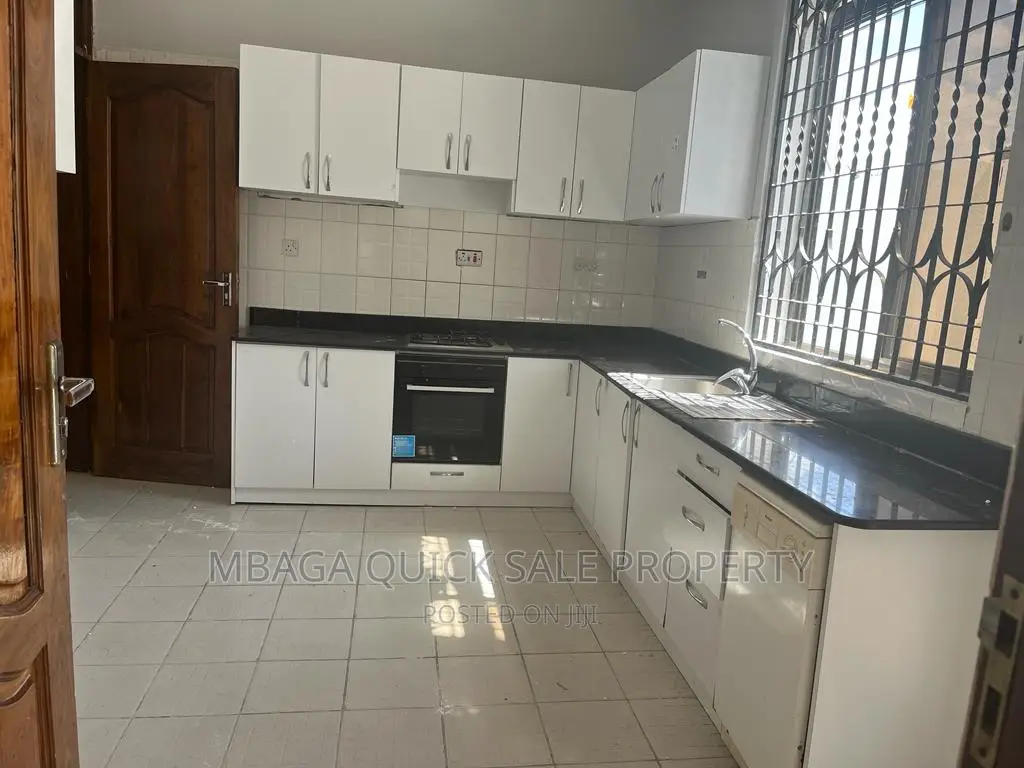 4bdrm House in Masaki for rent in Masaki