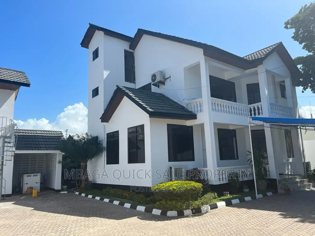 4bdrm Apartment in Masaki for rent in Masaki