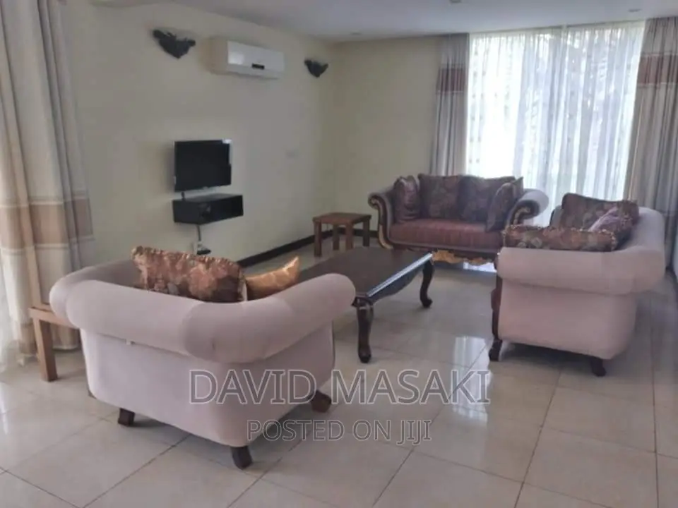 Furnished 4bdrm Villa in Oysterbay Villas for rent in Oyster Bay