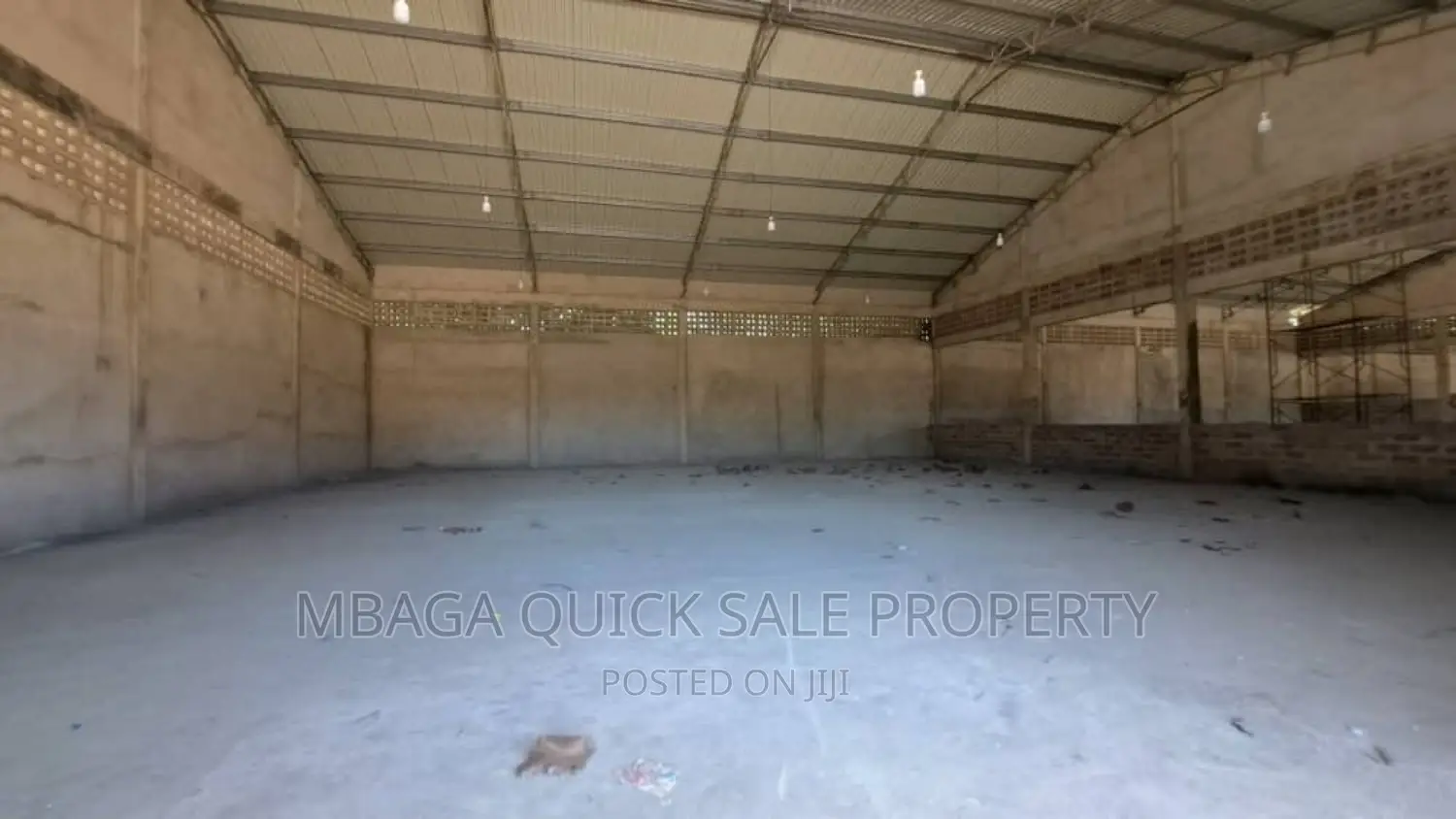 Warehouse for Rent at Boko 400sqm TSH 2.5m in Bokwa
