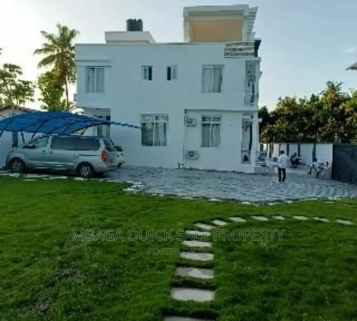 8bdrm Apartment in Mbezi Beach for sale in Mbezi Beach