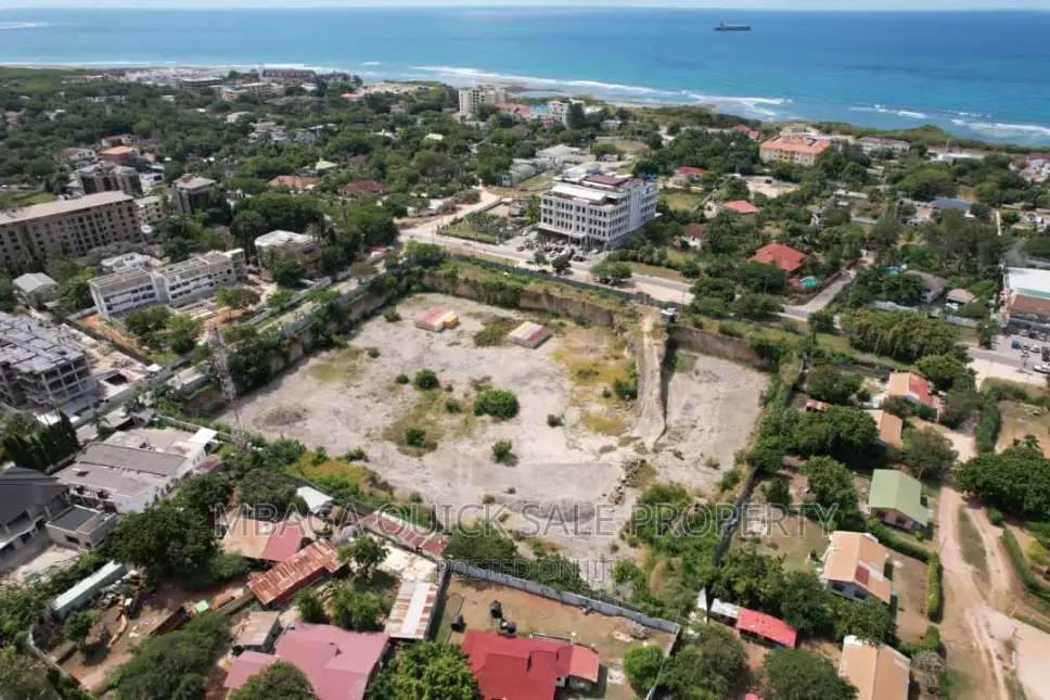 Big Plot for Sale at Masaki in Masaki