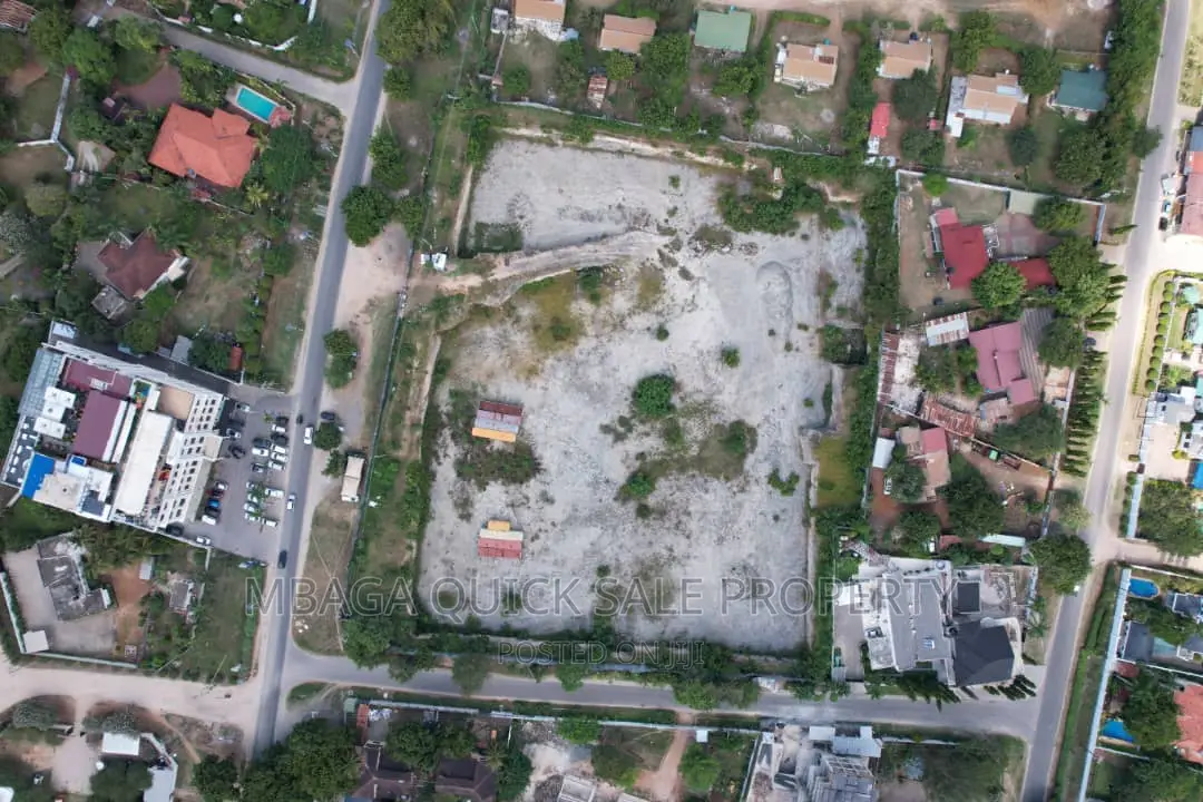 Big Plot for Sale at Masaki in Masaki