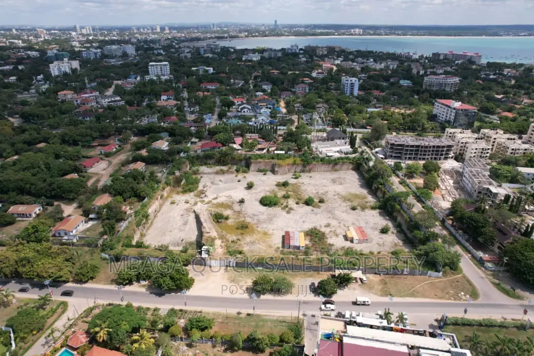 Big Plot for Sale at Masaki in Masaki