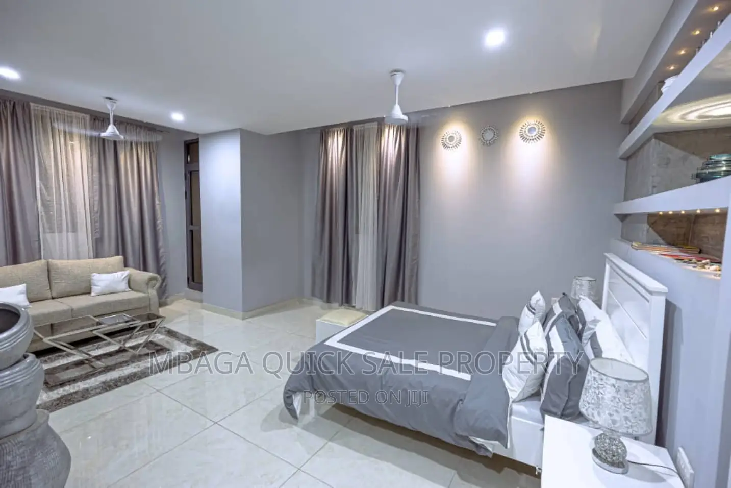 3bdrm Apartment in Upanga for sale in Upanga West