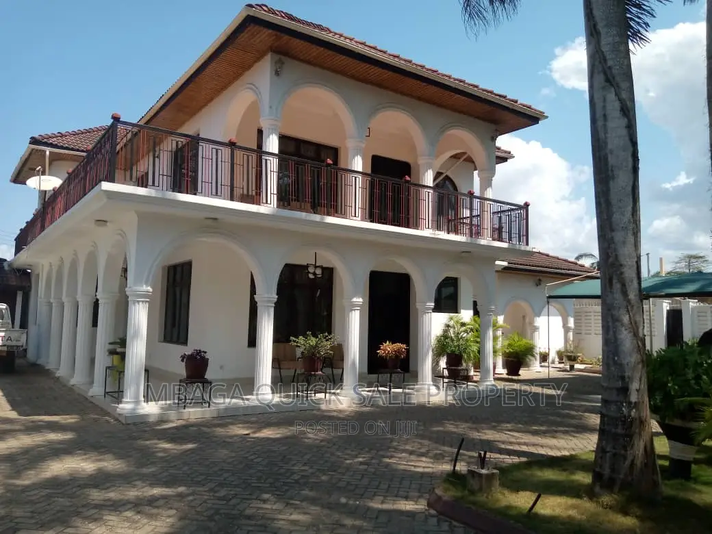 5bdrm House in Mbezi Beach  for sale in Mbezi Beach