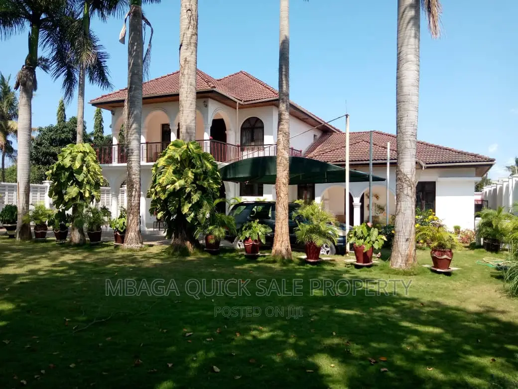 5bdrm House in Mbezi Beach  for sale in Mbezi Beach