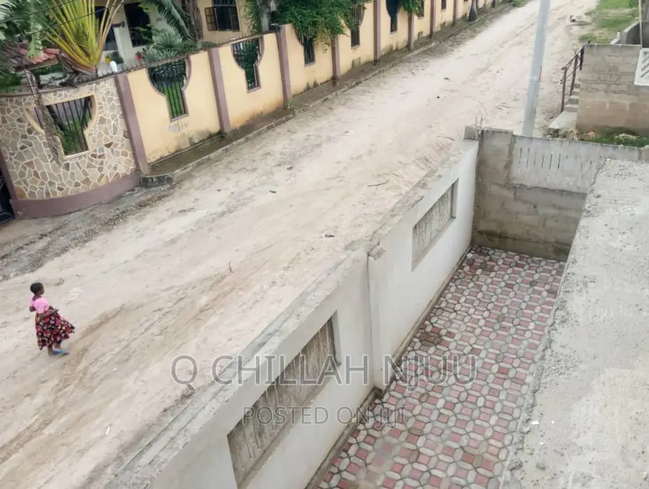 8bdrm Apartment in Ununio Estate, Kinondoni for sale in Kinondoni
