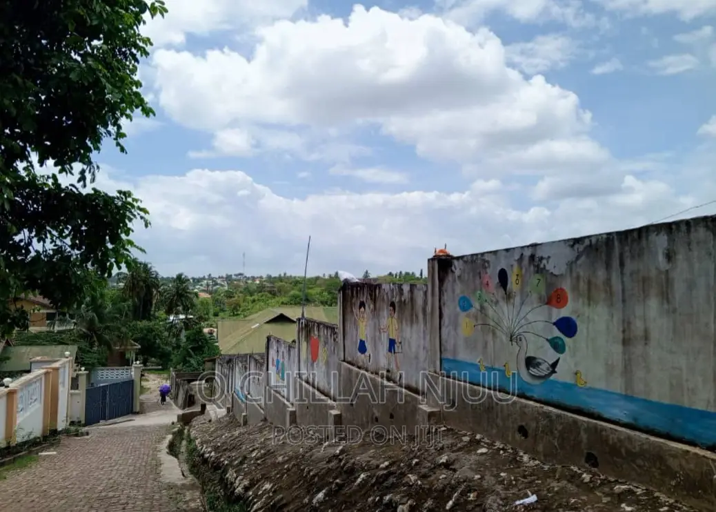Furnished 4bdrm House in Mbez Estate, Kinondoni for sale in Kinondoni