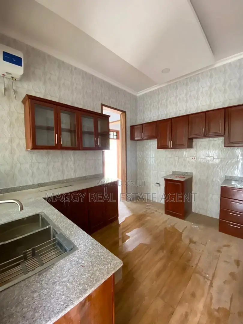 3bdrm House in Bunju for rent in Bunju