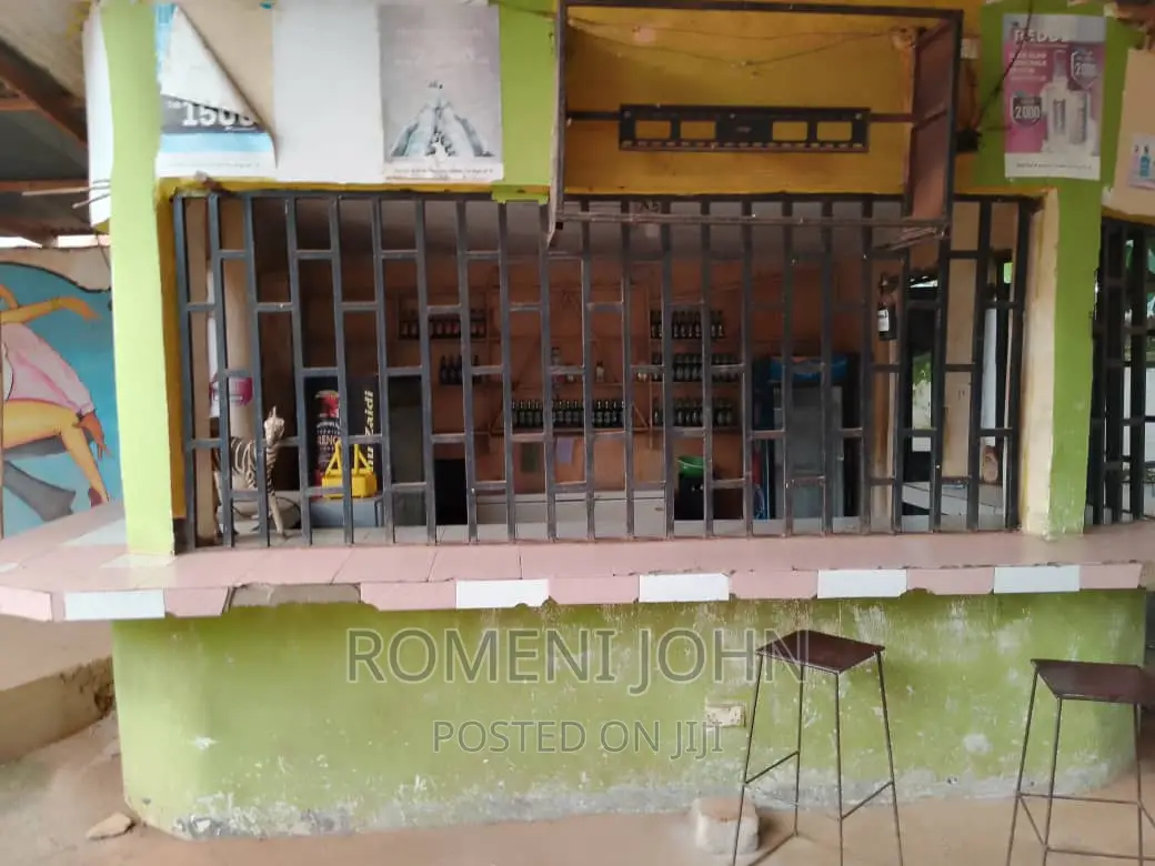 20rmgesti,Bar, Ukumbi Na Restaurant Inauzwa Ml 350 Bagamoyo. in Ilala