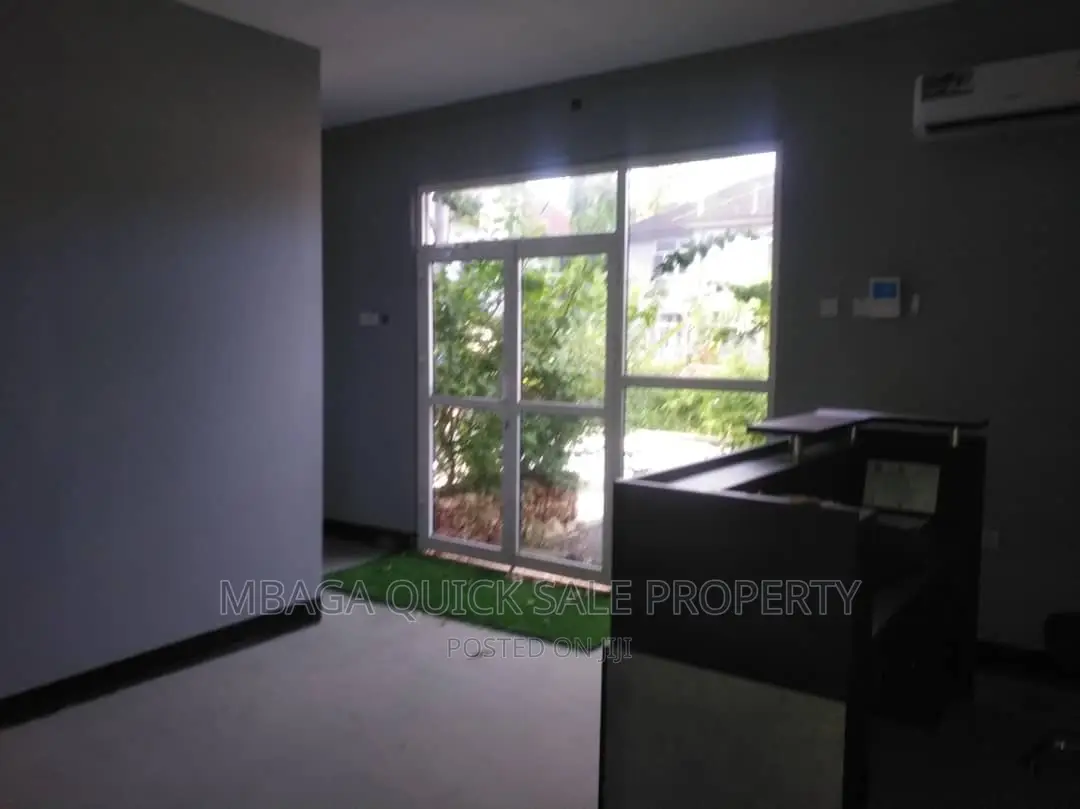 7bdrm Apartment in Mikocheni for rent in Mikocheni
