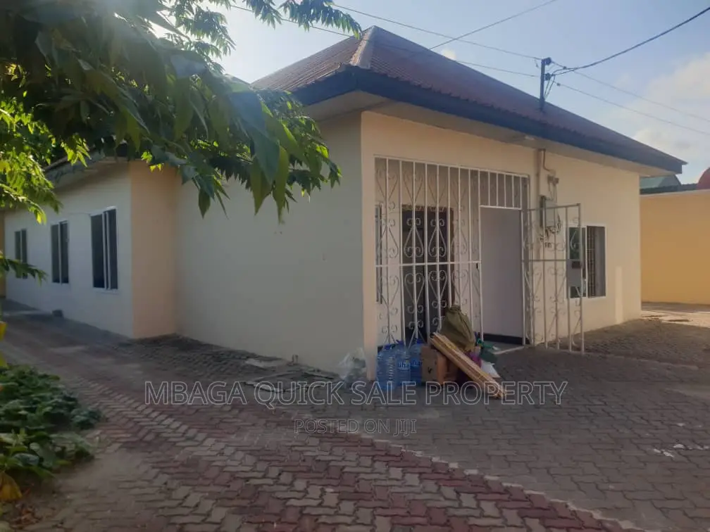 3bdrm House in Kinondoni, Ada Estate for rent in Ada Estate