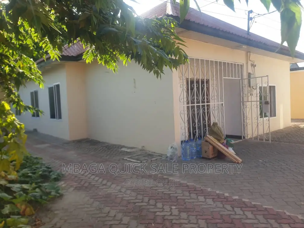 3bdrm House in Kinondoni, Ada Estate for rent in Ada Estate