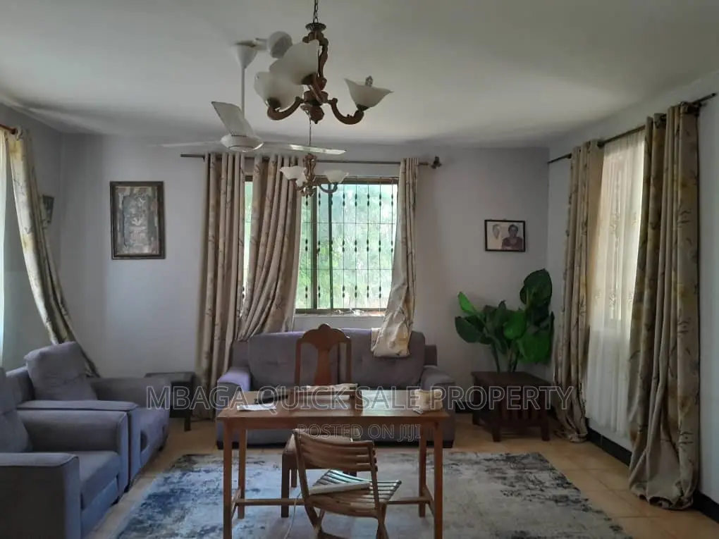 4bdrm House in Boko Dovya, Bunju for sale in Bunju