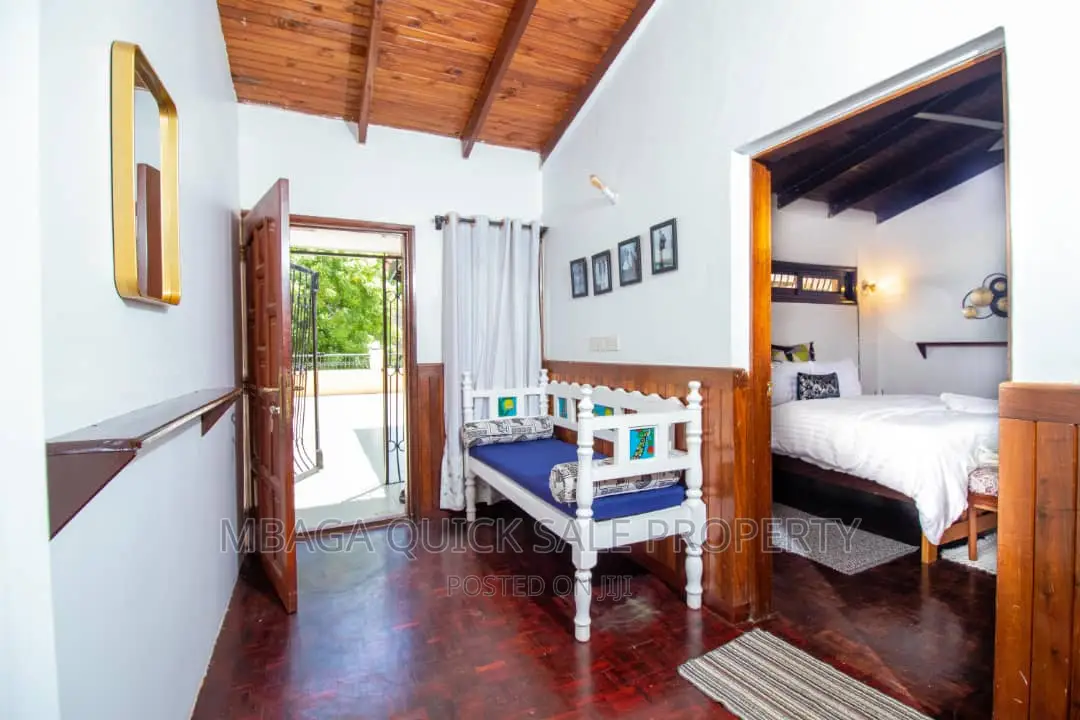 Furnished 4bdrm House in Block 41, Kinondoni for rent in Kinondoni