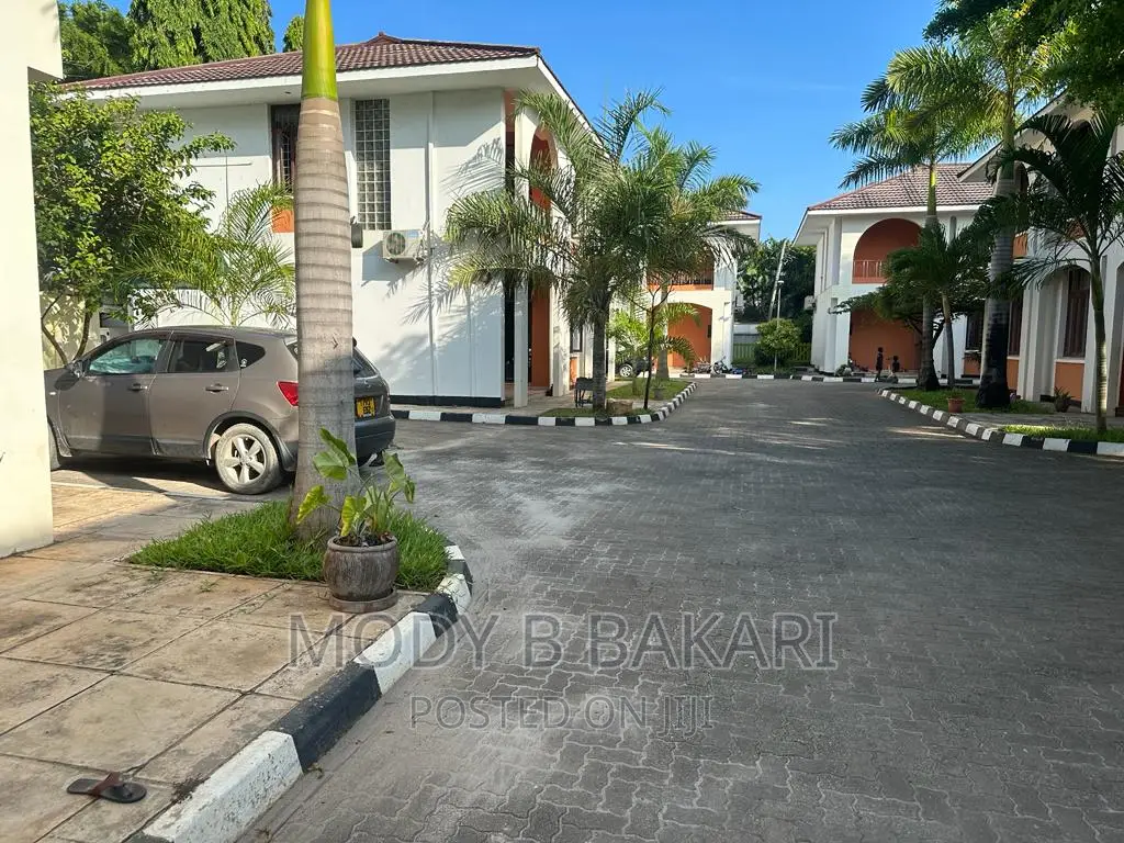 Furnished 4bdrm Villa in Kinondoni for rent in Kinondoni