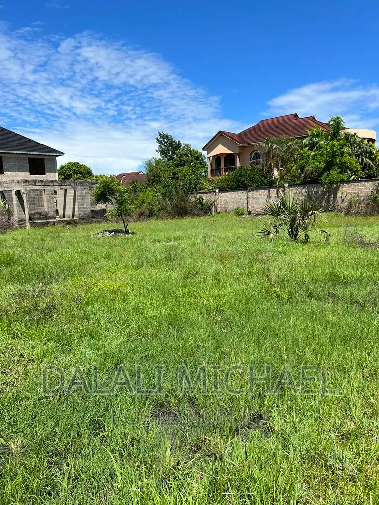 Plot for Sale Mbweni 950 SQMS in Mbweni