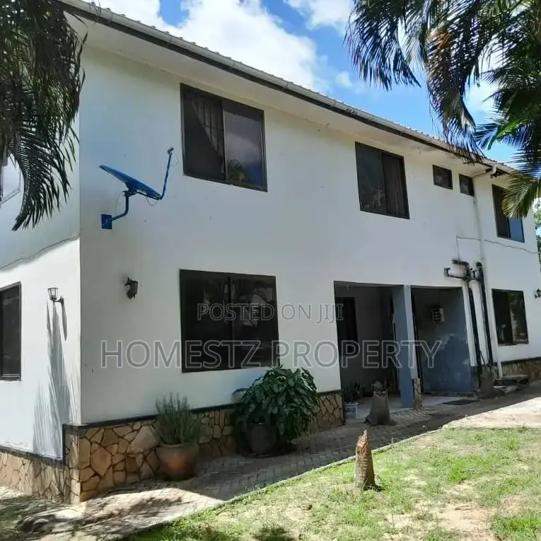 4bdrm House in Boki Dovya, Kinondoni for sale in Kinondoni