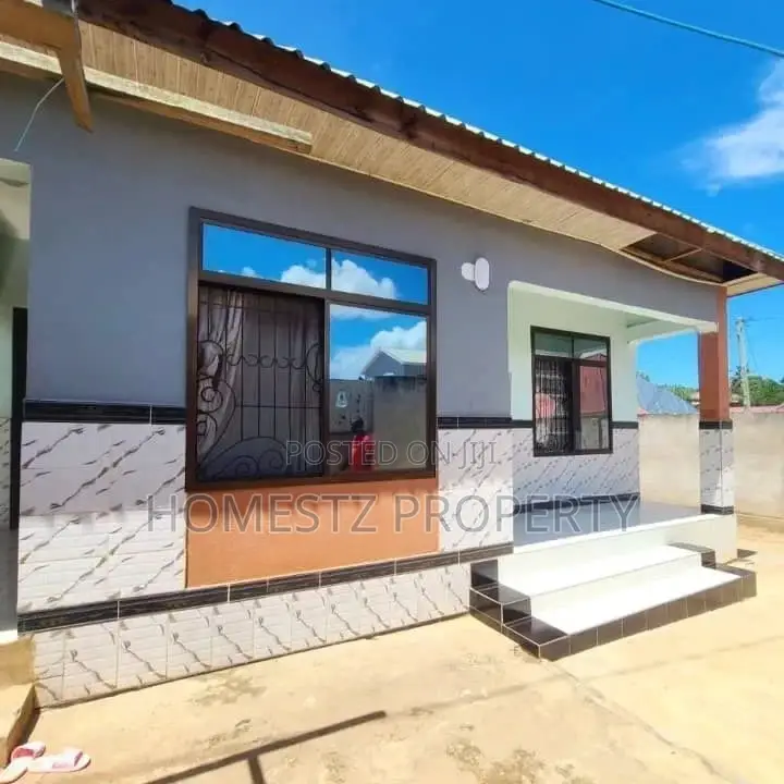 3bdrm House in Kimara Bonyokwa, Kinondoni for sale in Kinondoni