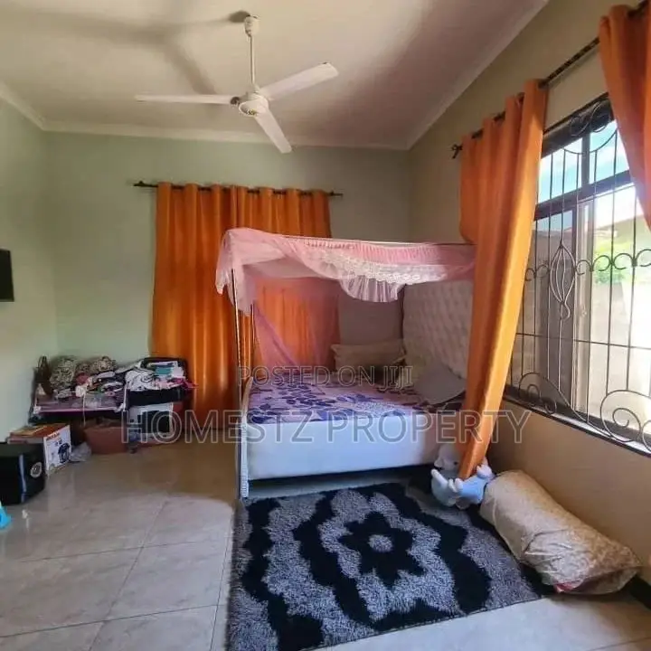 3bdrm House in Kimara Bonyokwa, Kinondoni for sale in Kinondoni