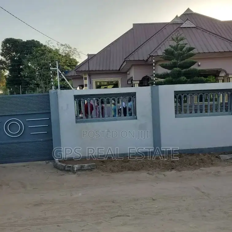 4bdrm House in Kibada, Kigamboni for sale in Kigamboni
