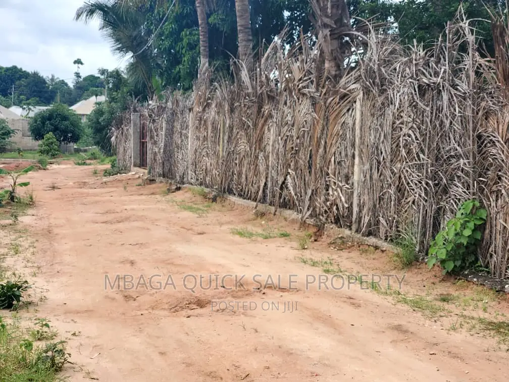 Plot Inauzwa Ipo Mbezi Msumi in Mbezi
